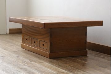 中古　美品!!　欅(ケヤキ)材　美しい木目が魅力的な関西火鉢(囲炉裏、座卓、木製火鉢、長火鉢、ローテーブル)(R-077633)
