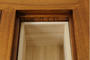 中古　美品!!　欅(ケヤキ)材　美しい木目が魅力的な関西火鉢(囲炉裏、座卓、木製火鉢、長火鉢、ローテーブル)(R-077633)