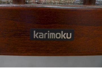 中古　カリモク家具(karimoku)　ゆったりと座れるキャスター付きダイニングアームチェア2脚セット(ダイニングチェア、ラウンジチェア、イス、椅子、バラ売り可能)(定価2脚で約16万円)(R-077635)