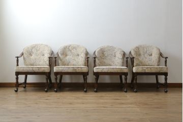 中古　カリモク家具(karimoku)　ゆったりと座れるキャスター付きダイニングアームチェア4脚セット(ダイニングチェア、ラウンジチェア、イス、椅子)(定価4脚で約32万円)(R-077636)