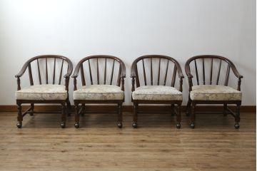 中古　カリモク家具(karimoku)　ゆったりと座れるキャスター付きダイニングアームチェア4脚セット(ダイニングチェア、ラウンジチェア、イス、椅子)(定価4脚で約32万円)(R-077636)