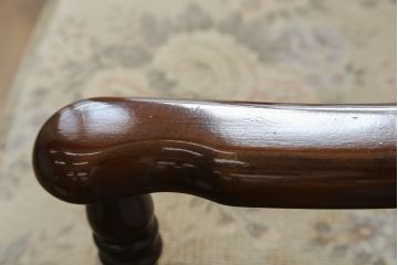 中古　カリモク家具(karimoku)　ゆったりと座れるキャスター付きダイニングアームチェア4脚セット(ダイニングチェア、ラウンジチェア、イス、椅子)(定価4脚で約32万円)(R-077636)