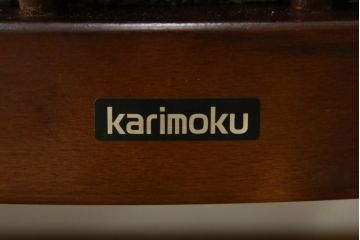 中古　美品　カリモク家具(karimoku)　ゆったりと座れるキャスター付きダイニングアームチェア4脚セット(ダイニングチェア、ラウンジチェア、イス、椅子)(定価4脚で約32万円)(R-077637)