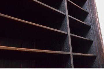 中古　美品　希少　飛騨産業　PROVINCIAL(プロヴィンシャル・プロビンシャル)　使い込まれた木の風合いが味わい深い食器棚(カップボード、水屋棚、収納棚、戸棚、飾り棚、キャビネット)(R-077638)