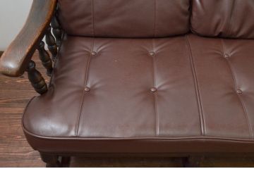 中古　飛騨産業　キツツキ　PROVINCIAL(プロヴィンシャル・プロビンシャル)シリーズ　シックな佇まいが魅力的な3人掛けソファ(3P、三人掛け、アームソファ)(定価約85万円)(R-077640)