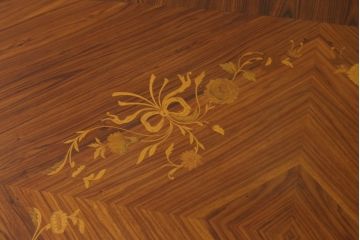 中古　最高級!!　六本木アピス(APIS)取り扱い　イタリア高級家具　真鍮飾りが美しい象嵌入りダイニングテーブル(4人掛け、6人掛け、食卓)(定価約150万円)(R-077644)