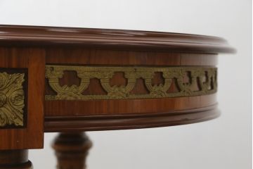 中古　最高級!!　六本木アピス(APIS)取り扱い　イタリア高級家具　真鍮飾りが美しい象嵌入りダイニングテーブル(4人掛け、6人掛け、食卓)(定価約150万円)(R-077644)