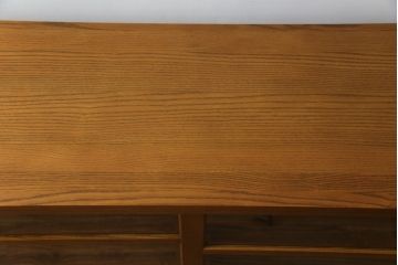 中古　未使用展示品　特注　日進木工(nissin)　タモ材　凛とした佇まいが魅力的な水屋箪笥サイドボード(食器棚、カップボード、戸棚、収納棚、サイドキャビネット)(R-077661)