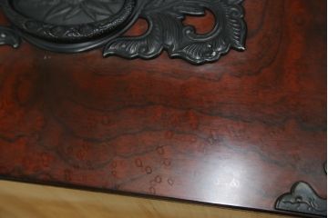 中古　深い木の色味と華やかな金具が目を惹く仙台箪笥サイドボード(サイドチェスト、衣装箪笥、収納箪笥、和タンス、引き出し)(R-077666)
