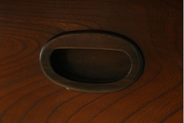 和製アンティーク　総欅(ケヤキ)材　極厚の天板が重厚感のある関西火鉢　(R-077668)