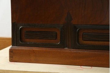 和製アンティーク　総欅(ケヤキ)材　極厚の天板が重厚感のある関西火鉢　(R-077668)