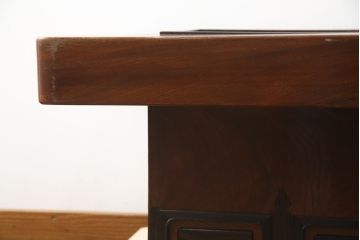 和製アンティーク　極厚天板!!　総欅(ケヤキ)材　重厚感のある佇まいで和の雰囲気を引き立てる関西火鉢(木製火鉢、長火鉢、ローテーブル、座卓)(R-077668)