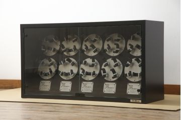 中古　津島工作所　時計　自動巻き上げ機　40本巻き(ワインディングマシーン、ウォッチワインダー、腕時計収納ボックス)(定価約150万円)(R-077669)