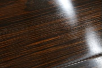 和製ビンテージ　高級品　縞黒檀(シマコクタン)　希少な六尺サイズ　上品な色味と艶が目を惹く堂々とした佇まいの飾り棚(唐木、茶棚、違い棚、収納棚、戸棚、ヴィンテージ)(R-077670)