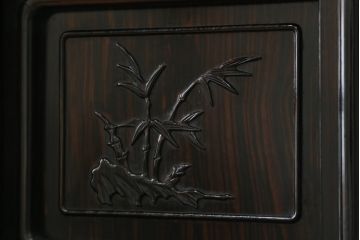 和製ビンテージ　高級品　縞黒檀(シマコクタン)　希少な六尺サイズ　上品な色味と艶が目を惹く堂々とした佇まいの飾り棚(唐木、茶棚、違い棚、収納棚、戸棚、ヴィンテージ)(R-077670)