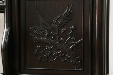 和製ビンテージ　高級品　縞黒檀(シマコクタン)　希少な六尺サイズ　上品な色味と艶が目を惹く堂々とした佇まいの飾り棚(唐木、茶棚、違い棚、収納棚、戸棚、ヴィンテージ)(R-077670)