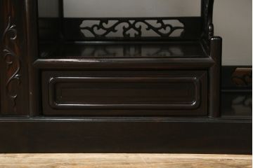 和製ビンテージ　高級品　縞黒檀(シマコクタン)　希少な六尺サイズ　上品な色味と艶が目を惹く堂々とした佇まいの飾り棚(唐木、茶棚、違い棚、収納棚、戸棚、ヴィンテージ)(R-077670)