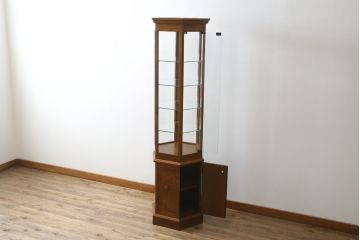 中古　美品　インテルナ南條　洗練された佇まいが魅力的なヘキサゴン縦型キュリオケース(飾り棚、ガラスケース、ショーケース、コレクションケース、キャビネット)(定価約40万円)(R-077671)