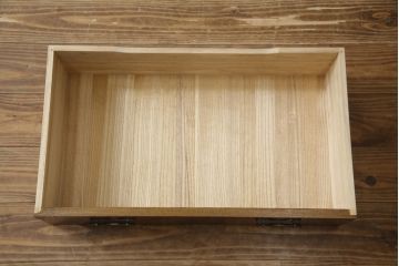 中古　美品　指物家具　吉蔵　洗練された佇まいが魅力的なサイドボード(サイドキャビネット、収納棚、戸棚)(R-077674)