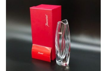 フランス　Baccarat　バカラ　ジベルニー　RRigot(リゴット)　柔らかな曲線美が輝く花瓶(花器、花生け、フラワーベース、花入れ、クリスタルガラス、外箱付き)(R-077675)