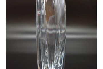 フランス　Baccarat　バカラ　ジベルニー　RRigot(リゴット)　柔らかな曲線美が輝く花瓶(花器、花生け、フラワーベース、花入れ、クリスタルガラス、外箱付き)(R-077675)
