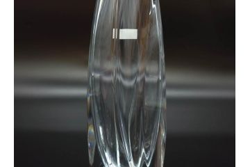 フランス　Baccarat　バカラ　ジベルニー　RRigot(リゴット)　柔らかな曲線美が輝く花瓶(花器、花生け、フラワーベース、花入れ、クリスタルガラス、外箱付き)(R-077675)