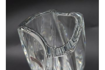 フランス　Baccarat　バカラ　ジベルニー　RRigot(リゴット)　柔らかな曲線美が輝く花瓶(花器、花生け、フラワーベース、花入れ、クリスタルガラス、外箱付き)(R-077675)
