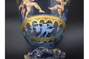 イタリア　ムラノガラス　ベネチアンガラス　金彩と鮮やかな色彩で絵付けされた豪華なワイングラス(ヴェネチアングラス、MURANO、ムラーノガラス、作家物)(R-077677)