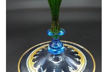 イタリア　ムラノガラス　ベネチアンガラス　金彩と鮮やかな色彩で絵付けされた豪華なワイングラス(ヴェネチアングラス、MURANO、ムラーノガラス、作家物)(R-077677)