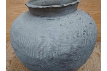 鎌倉時代〜室町時代　珠洲焼　高さ46cm　素朴な美しさを感じる壷(綾杉文、甕、壺)(R-077678)
