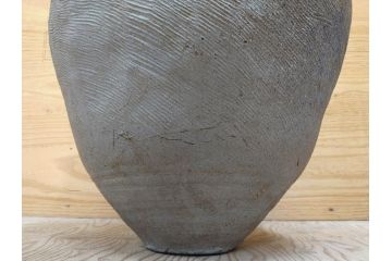 鎌倉時代〜室町時代　珠洲焼　高さ46cm　素朴な美しさを感じる壷(綾杉文、甕、壺)(R-077678)