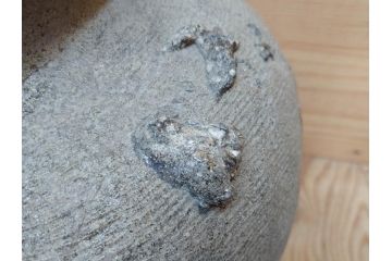 鎌倉時代〜室町時代　珠洲焼　高さ46cm　素朴な美しさを感じる壷(綾杉文、甕、壺)(R-077678)