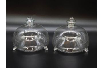 大正〜昭和初期　蓋付き　ノスタルジックな雰囲気を演出するハエ取り瓶2個セット(蠅、蝿、ハエトリ器、ガラス、硝子、フタ付き)(R-077683)