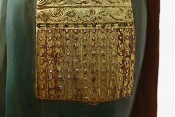 中古　美品!!　等身大　穏やかな表情と美しい民族衣装が目を惹くサワディー人形(ディスプレイ、オブジェ、店舗什器)(定価約16万円)(R-077687)