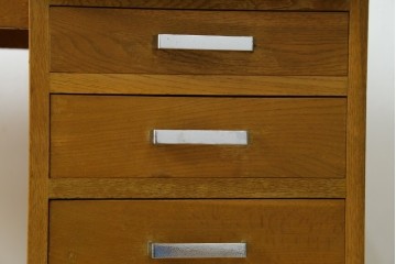 和製ヴィンテージ　楢(ナラ)材　郵便局で使われていた作業台付き片袖机　(R-077691)