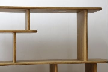中古　希少な絶版品!　ACME Furniture(アクメファニチャー)　POCATELLO　SHELF(ポカテロ　シェルフ)-2018　アシンメトリーなデザインがお洒落な飾り棚(オープンラック、ディスプレイラック、陳列棚、店舗什器)(R-077693)