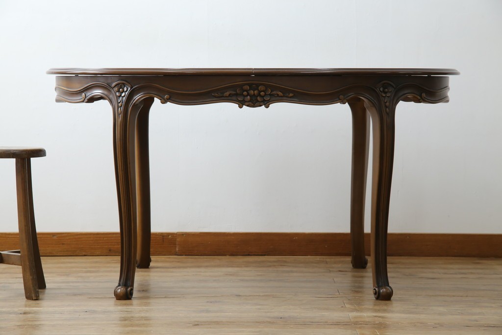 中古　カリモク家具(karimoku)　domani(ドマーニ)　Louis(ルイ)XVシリーズ　優雅な佇まいが魅力的なエクステンションテーブル　(R-077706)
