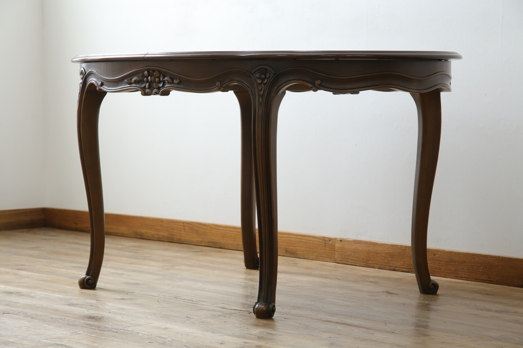 中古　カリモク家具(karimoku)　domani(ドマーニ)　Louis(ルイ)XVシリーズ　優雅な佇まいが魅力的なエクステンションテーブル　(R-077706)