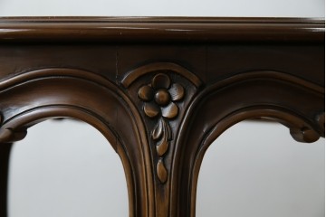 中古　カリモク家具(karimoku)　domani(ドマーニ)　Louis(ルイ)XVシリーズ　優雅な佇まいが魅力的なエクステンションテーブル　(R-077706)