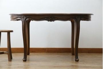 中古　カリモク家具(karimoku)　domani(ドマーニ)　Louis(ルイ)XVシリーズ　優雅な佇まいが魅力的なエクステンションテーブル　(R-077706)