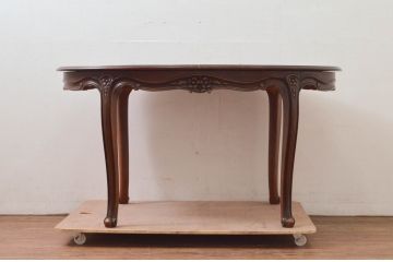 中古　カリモク家具(karimoku)　domani(ドマーニ)　Louis(ルイ)XVシリーズ　優雅な佇まいが魅力的なエクステンションテーブル(ダイニングテーブル、オーバルテーブル、食卓、4人掛け、6人掛け)(R-077706)