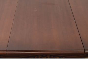 中古　カリモク家具(karimoku)　domani(ドマーニ)　Louis(ルイ)XVシリーズ　優雅な佇まいが魅力的なエクステンションテーブル(ダイニングテーブル、オーバルテーブル、食卓、4人掛け、6人掛け)(R-077706)