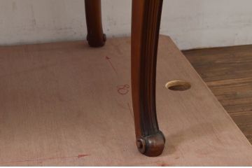 中古　カリモク家具(karimoku)　domani(ドマーニ)　Louis(ルイ)XVシリーズ　優雅な佇まいが魅力的なエクステンションテーブル(ダイニングテーブル、オーバルテーブル、食卓、4人掛け、6人掛け)(R-077706)