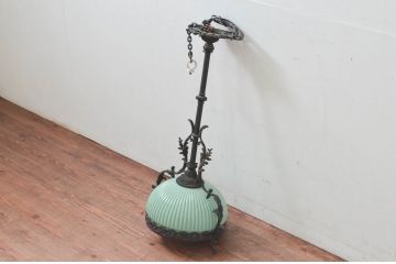 ヨーロッパアンティーク　特大サイズ　真鍮(しんちゅう)フレームの吊り下げ照明(天井照明、ペンダントライト)(R-077713)