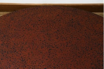 新古　未使用展示品　津軽塗りの独特な模様と特徴的な脚のデザインが目を惹く丸座卓　(R-077722)
