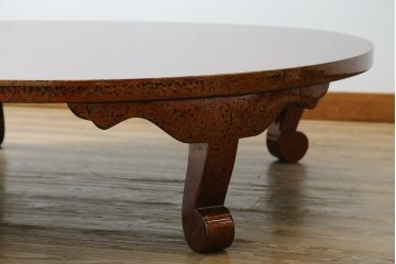 新古　未使用展示品　津軽塗りの独特な模様と特徴的な脚のデザインが目を惹く丸座卓　(R-077722)