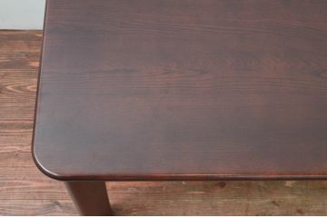 中古　カリモク家具(karimoku)　DT8511　シンプルなシルエットが魅力的なダイニングテーブル(食卓、作業台、机、4人掛け、6人掛け)(定価約12万円)(R-077726)
