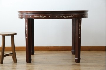 和製ビンテージ　高級品!!　花梨(カリン)材　象嵌入り　華やかな螺鈿(ラデン)細工が美しいエクステンションテーブル　(R-077727)