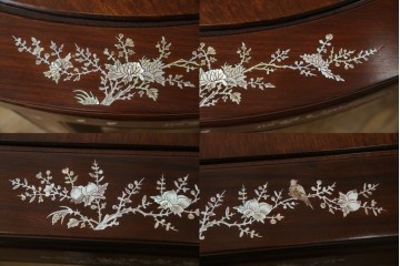 和製ビンテージ　高級品!!　花梨(カリン)材　象嵌入り　華やかな螺鈿(ラデン)細工が美しいエクステンションテーブル　(R-077727)