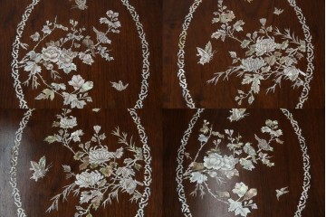 和製ビンテージ　高級品!!　花梨(カリン)材　象嵌入り　華やかな螺鈿(ラデン)細工が美しいエクステンションテーブル　(R-077727)